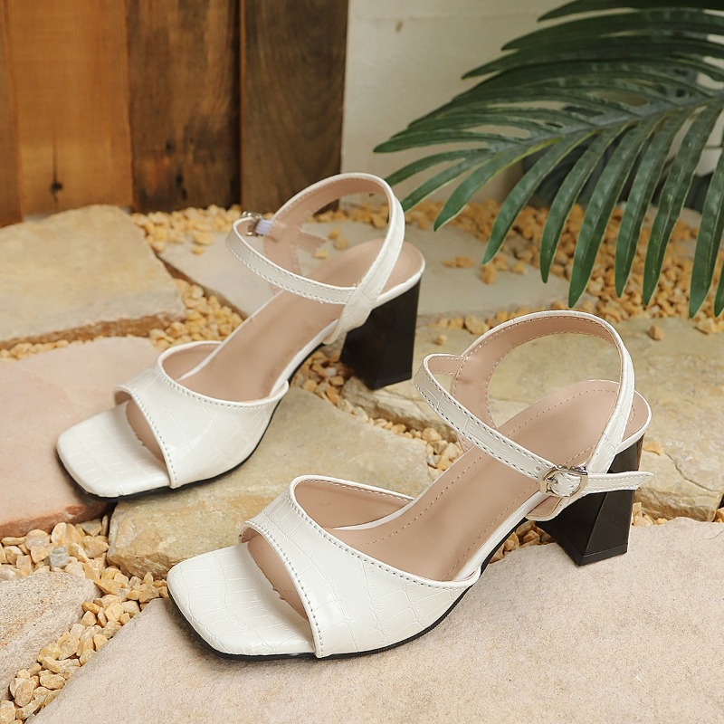 Wide Fit Heels - Новые универсальные женские босоножки с квадратным