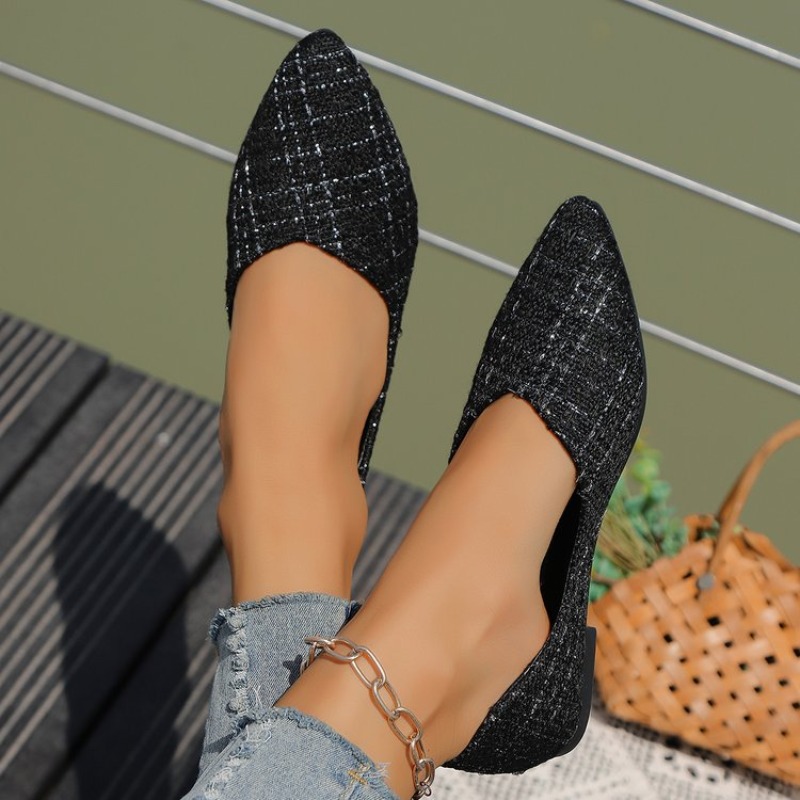 Женские туфли большого размера – обзор и цена Pointed Toe Flat